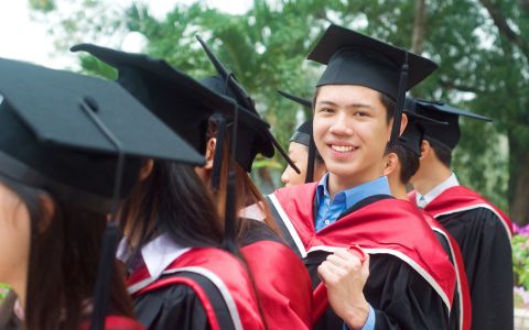 在职研究生学制：是比全日制短吗？