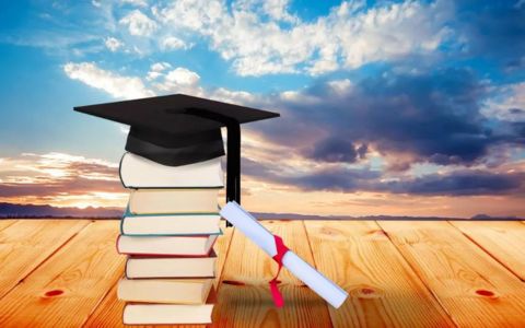 上海居住证积分申请学历需注意的关键要点