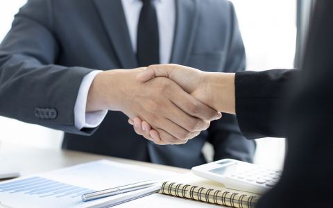 能力vs学历：求职之道的全面解析