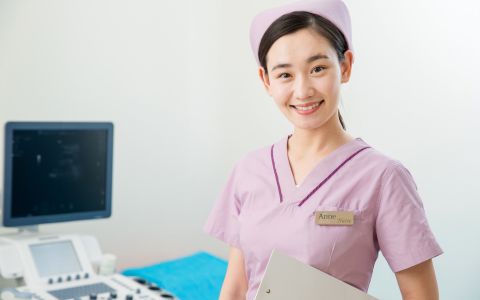 在魔都提升护理职业：上海成人护理学历之路