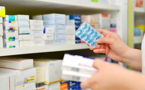 执业药师报名条件是什么？如何顺利下载报名表？