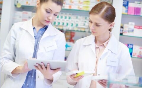 成人学历成就梦想：打开你的执业药师之路