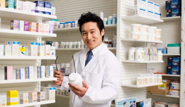 上海成人高考药学本科考试科目、报考条件及就业前景一览