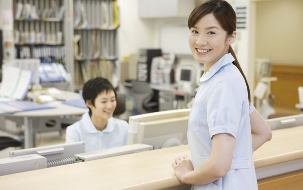 上海在职护士如何通过成人教育实现学历提升？