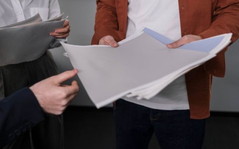 外籍员工境外社保证明：境外社保与税单如何佐证上海人才引进或居住证申请