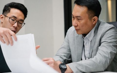 居转户材料对比：企业在职与灵活就业如何准备最省心